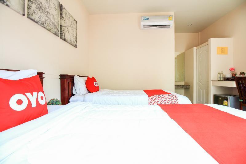 Hotel OYO 266 Baanloksouylokchay HHQ Exteriér fotografie