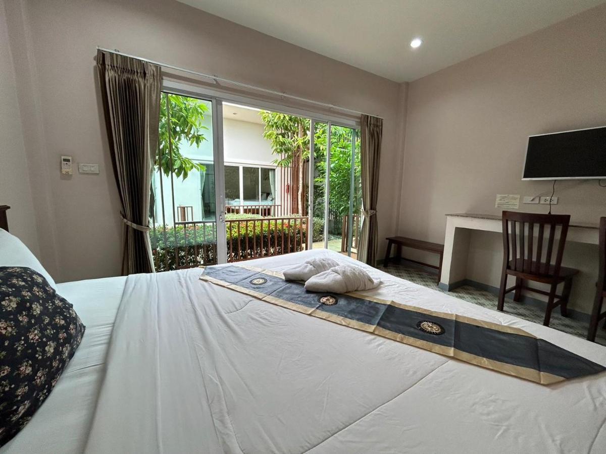 Hotel OYO 266 Baanloksouylokchay HHQ Pokoj fotografie