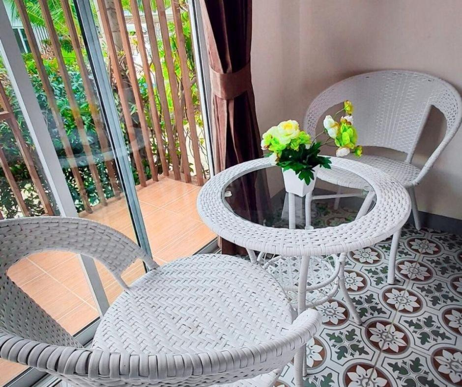 Hotel OYO 266 Baanloksouylokchay HHQ Pokoj fotografie